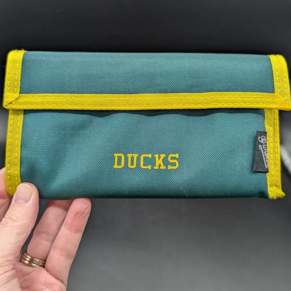 Vintage Oregon Ducks Wallet Mens Gunther Green Yellow Nylon Tri fold Pockets